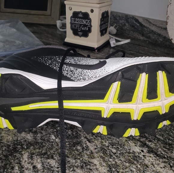 Nike Vapor Baseball Cleats - Picture 5 of 5